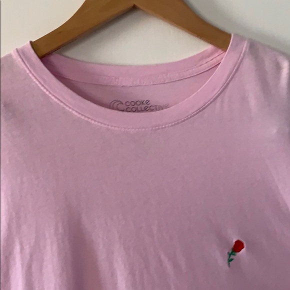 UO Pink Tee With Embroidered Rose - Picture 2 of 4